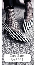 Load image into Gallery viewer, LUV Fishnet Anklesocks
